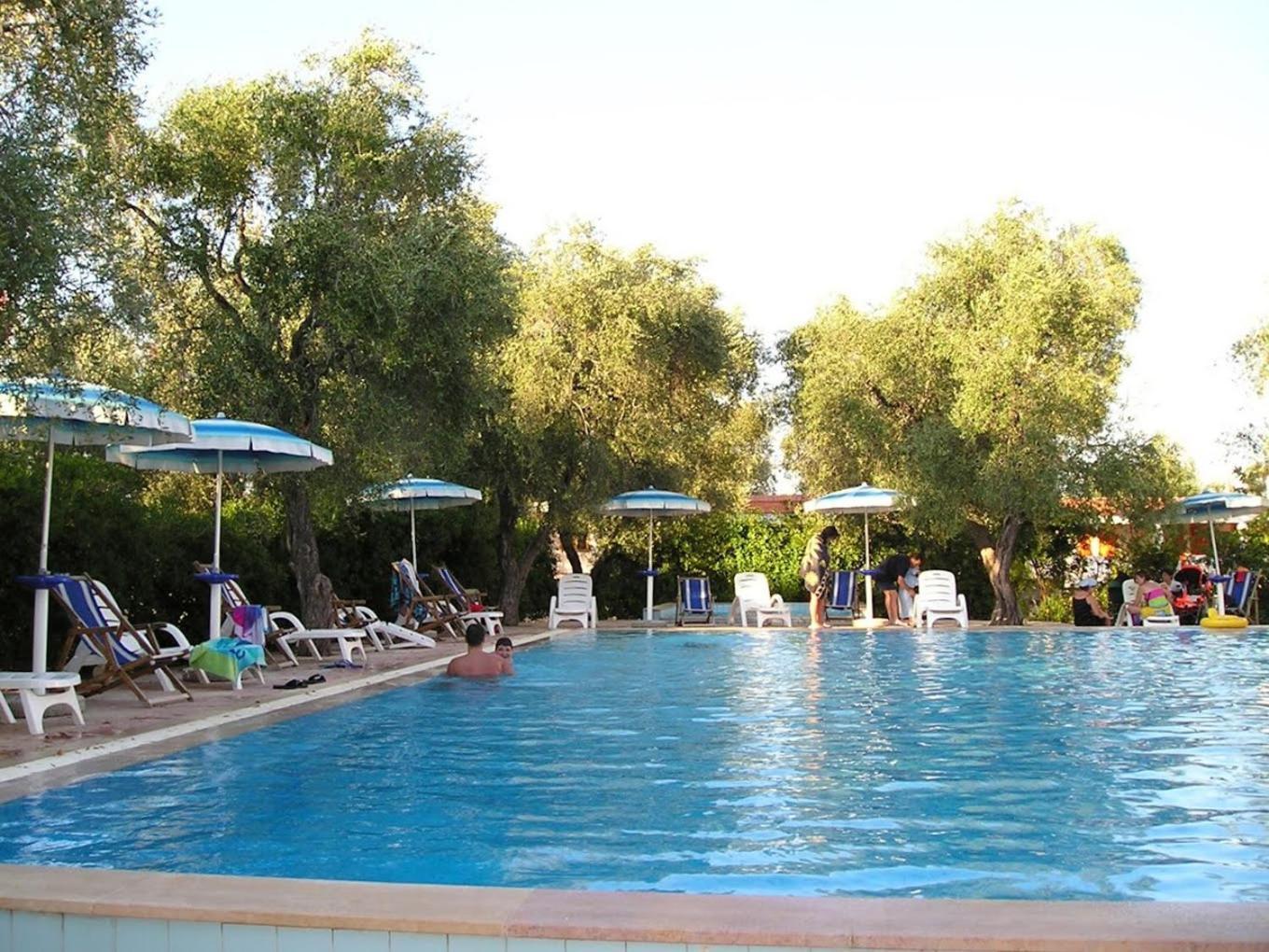 Residence Baia Del Gallo Вьесте Экстерьер фото