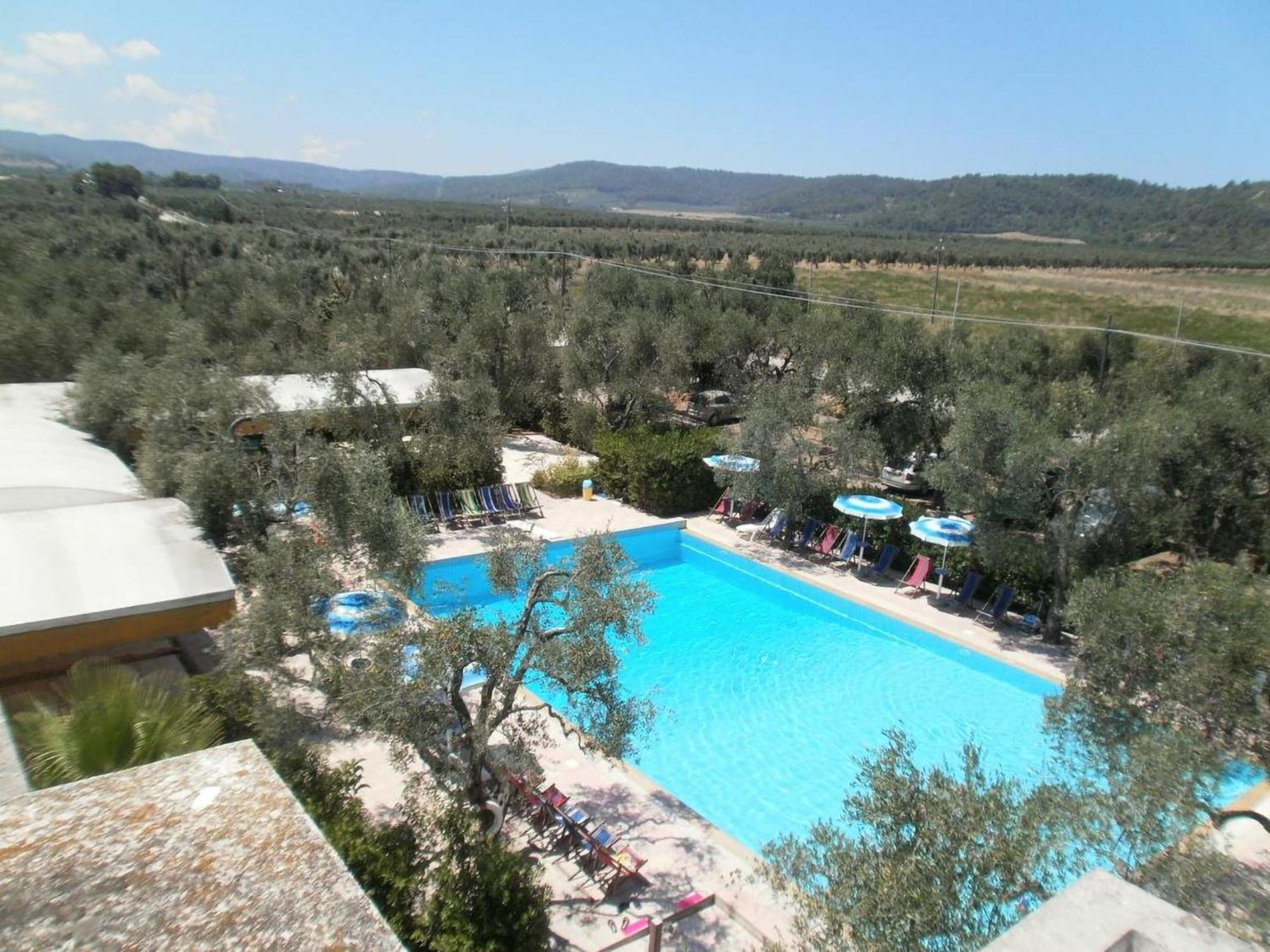 Residence Baia Del Gallo Вьесте Экстерьер фото